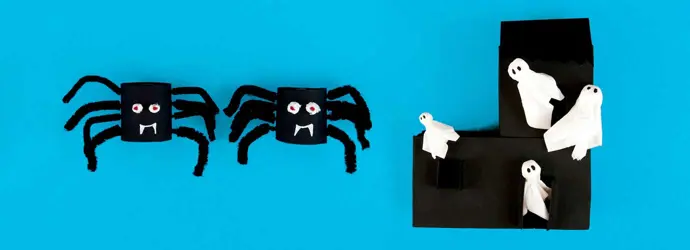 Trabalho manual de halloween em forma de aranha e casa assombrada com fantasmas feitos de caixas de lenços recicladas