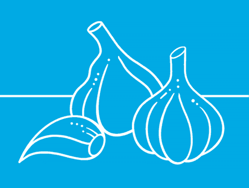 Un GIF ilustrado de unos dientes de ajo junto a una taza de agua para añadirlos a una comida caliente.