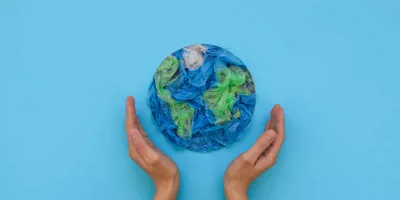 O plástico e o ambiente: vantagens e desvantagens da embalagem de plástico