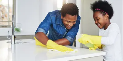 O vinagre mata vírus? Guia para limpar a casa com vinagre